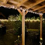 Bed & Breakfast Benb Op De Vleet 4*