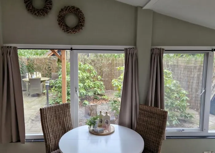 Benb Op De Vleet Vrijstaande فندق مبيت وإفطار Plantage Centrum